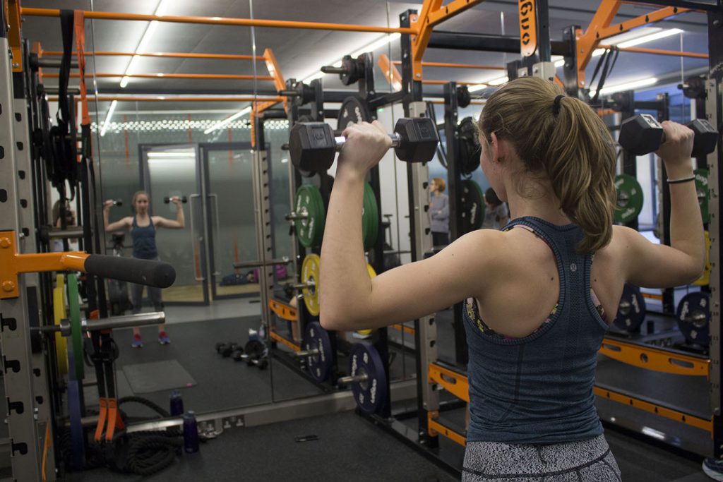 Girls gym provides comfortable hour to workout