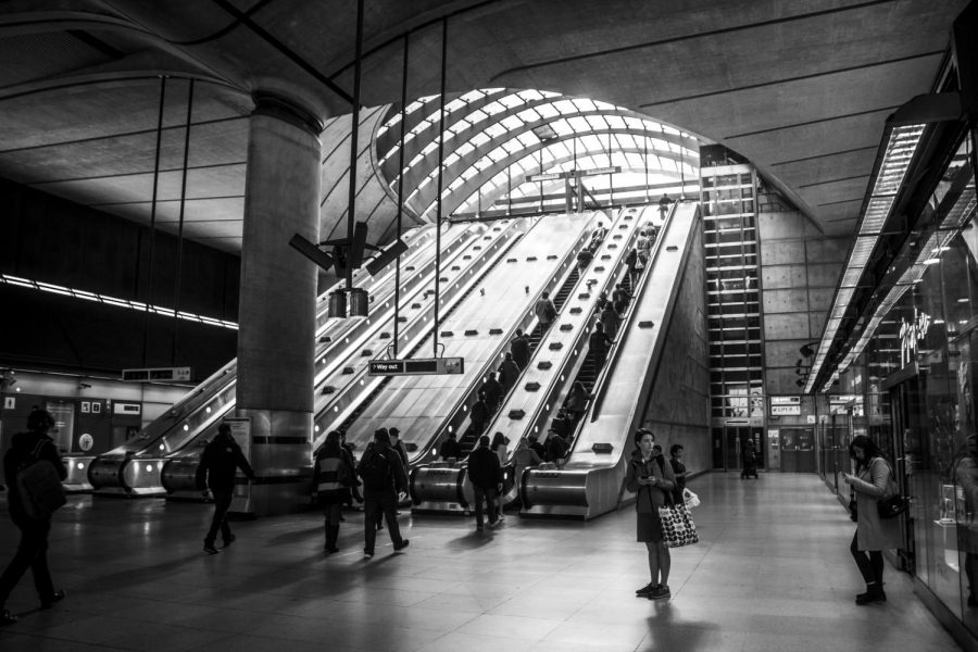 Photo of Canary Wharf tube station taken by AJ Laurienti ('21). 