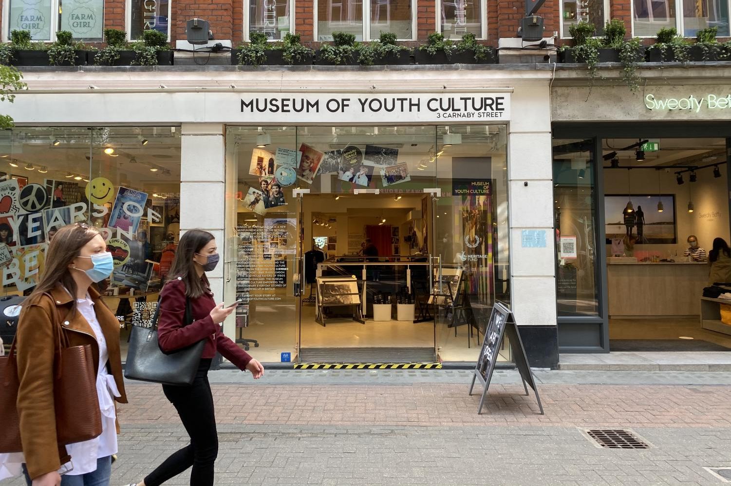 Located on Carnaby Street, the pop-up Museum of Youth Culture aims to create a documentation of the experience of growing up in the U.K. While attractions like the Tower of London may be more iconically British, hidden locations such as the Museum of Youth Culture reveal London in its truest form.
