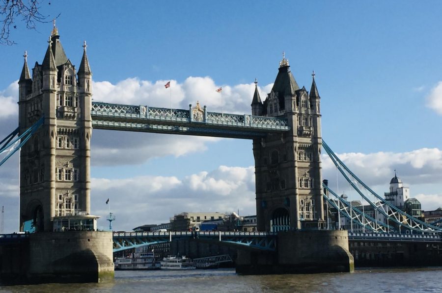 London offers countless tourist attractions that provide the quintessential city experience as a resident. Lead Culture Editor Grace Hamilton shares five tourist attractions to capitalize on all the city has to offer.
